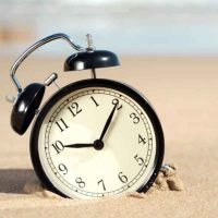 clock-beach2 clock-beach2